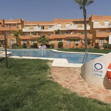 En Urbanizacion Nudista,vera Playa Almeria Espana
